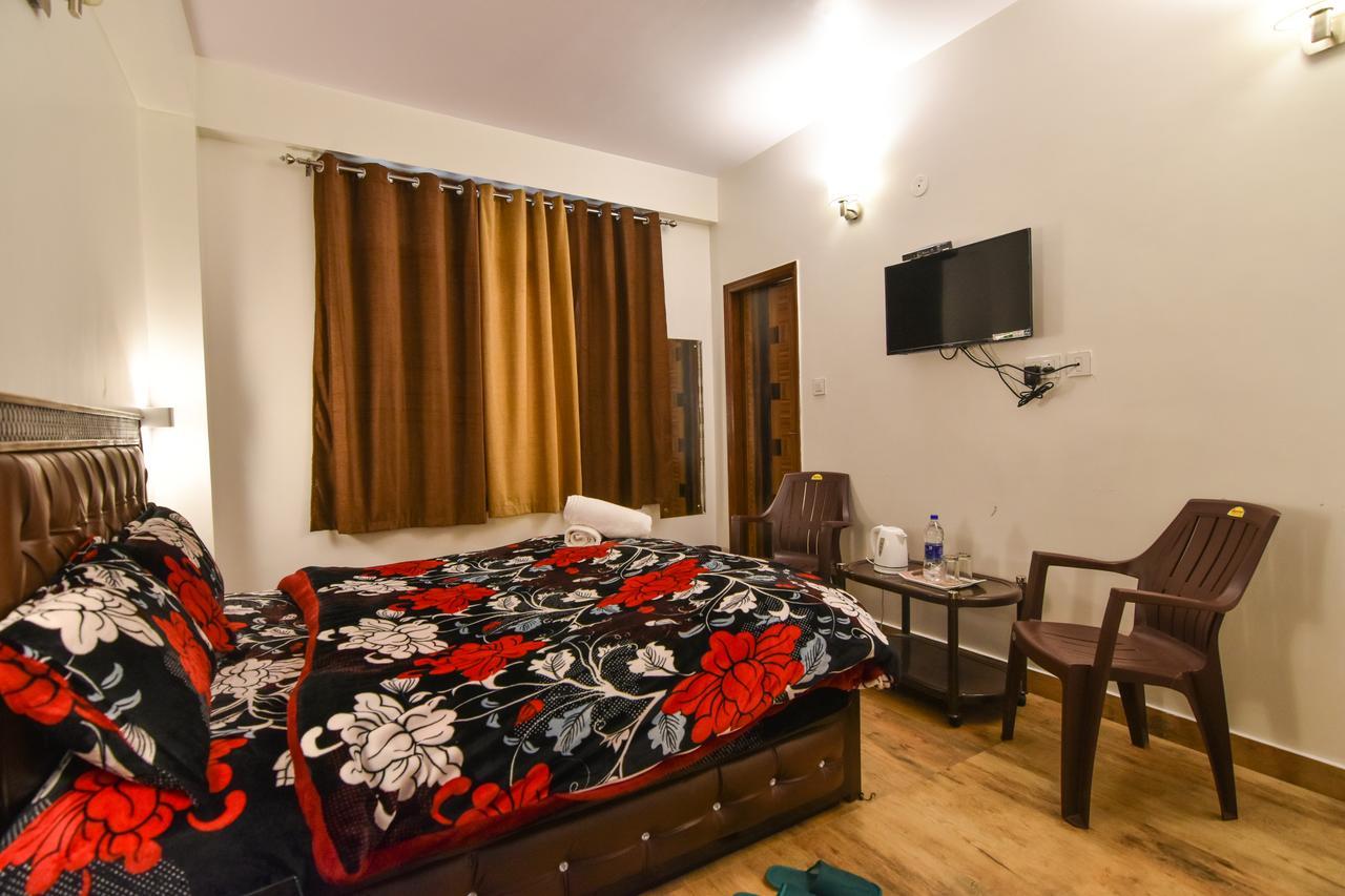 شيملا Dhanlaxmi Apartments المظهر الخارجي الصورة